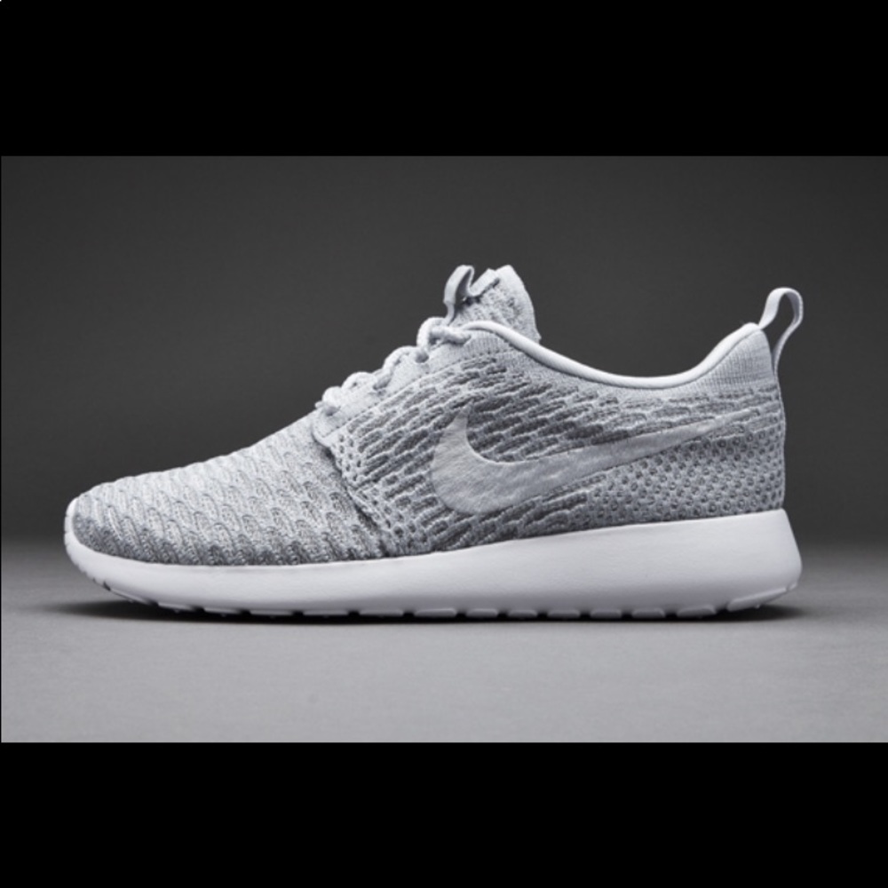 Gray Nike Tennis Shoes!✔️